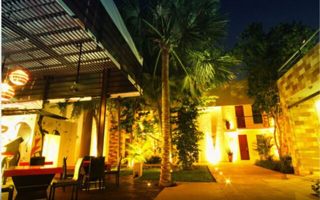 Grand City Hotel - Near Market 28