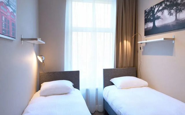 BizStay Park Central Apartments