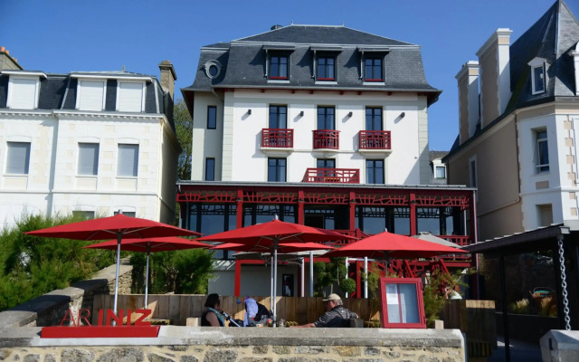 hotelImage