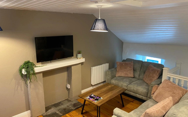 2 Bed Townhouse Eyre Square City Centre