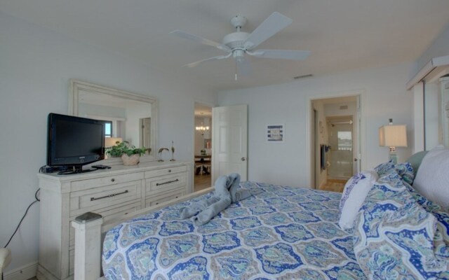 Anna Maria Island 1301 2B