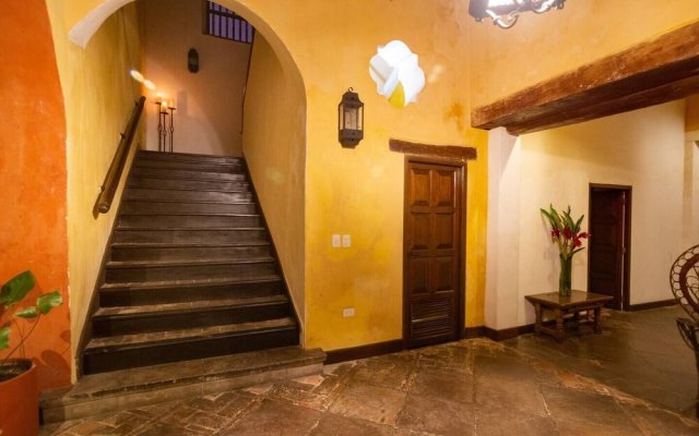 "4cb4-1 Old Colonial House In the Historic Center With Pool Breakfast and Wifi"