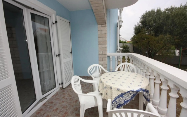 Vese - 100 m from beach - A1(2+2)