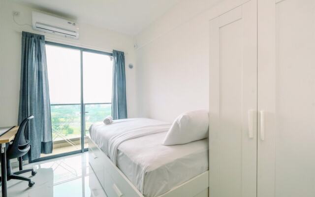 Modern Look And Comfy Studio At Sky House Bsd Apartment