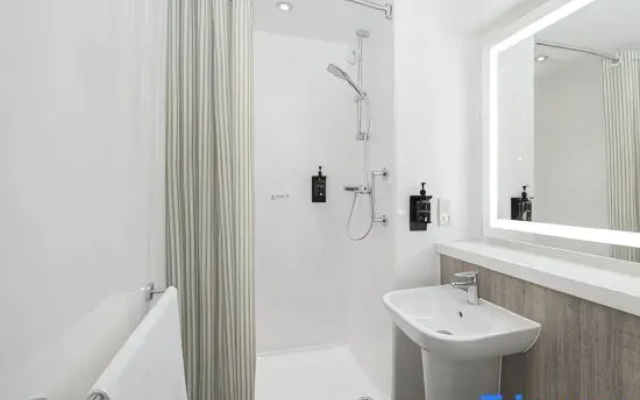 Travelodge London Chiswick High Road