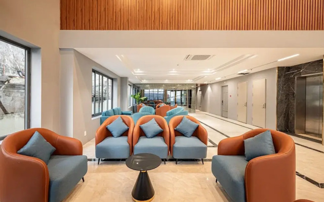 Tahiti Central Hotel