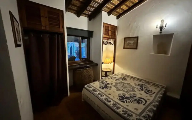 Porches Private Pool Villa 17 Guests