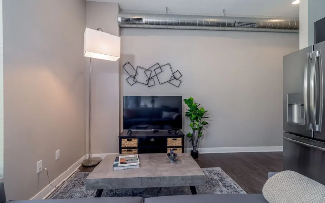 Des Moines Heavenly 1BD 1BA Downtown Apartment
