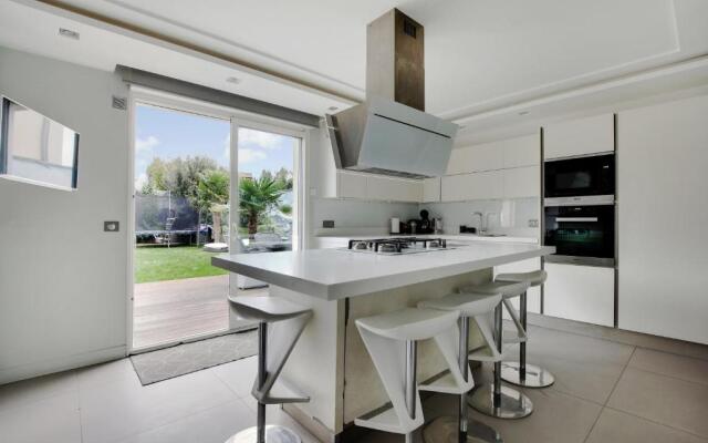 CMG Superbe maison 3BDR w jardin - 25 minutes de Paris