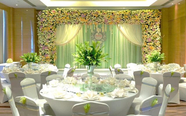 Holiday Inn Chengdu Oriental Plaza by IHG