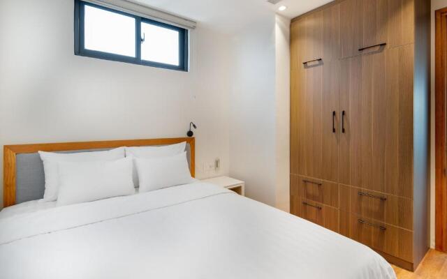 HH Residence - Serviced Apartment