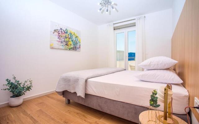 Villa Marijeta exclusive 5 star villa with 50sqm private pool, 6 bedrooms and playroom