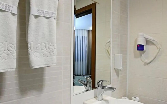 Selcuk Hotel Sems-i Tebrizi
