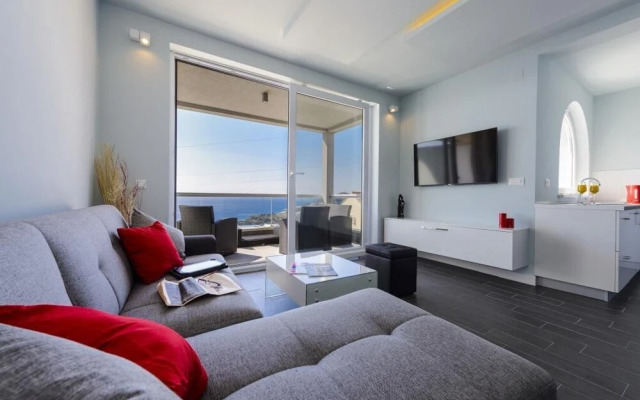 Apartments Lavilla