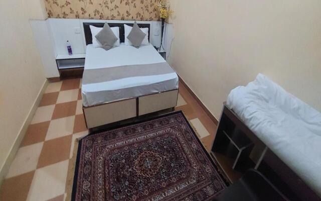 Hotel Heera Palace