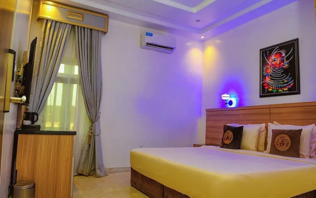Kashvalley Hotel and Suites