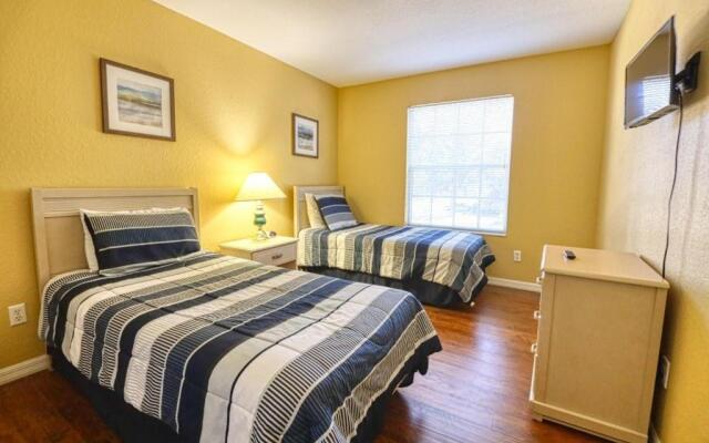 Clifford's Pinewood Estates Vacation Home