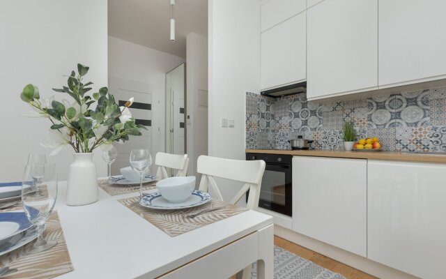 Business Apartment PKP by Renters