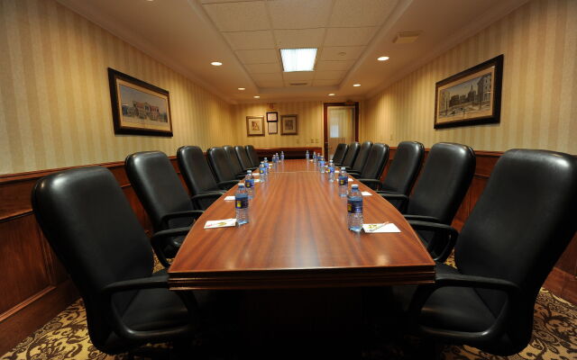 Monte Carlo Inn Toronto - Markham