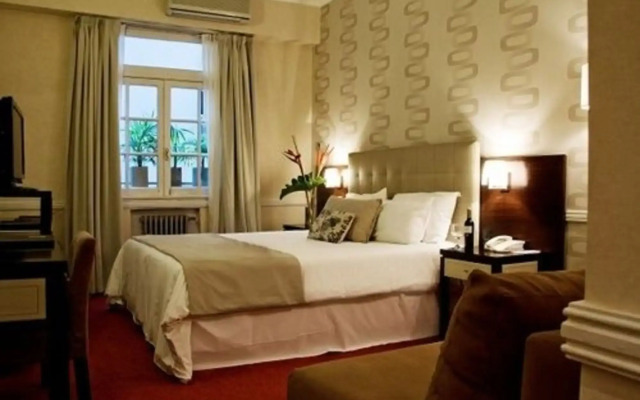 Ulises Recoleta Suites