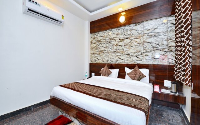 OYO 13795 Delight Home Stay