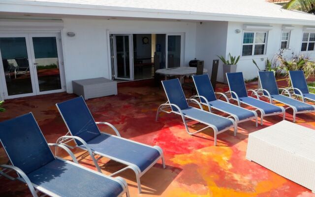 Art Retreat Bahamas