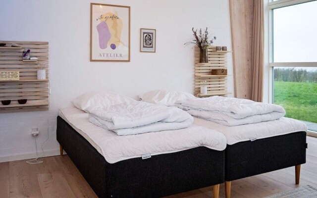 10 Person Holiday Home in Logstor-by Traum