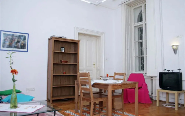 Central Market Apartment