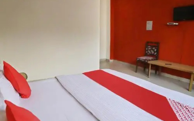 Oyo 24737 Shaivy Homestay And Saini Bhojnalay