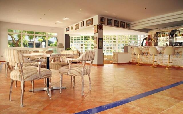 Banus Beach Studio