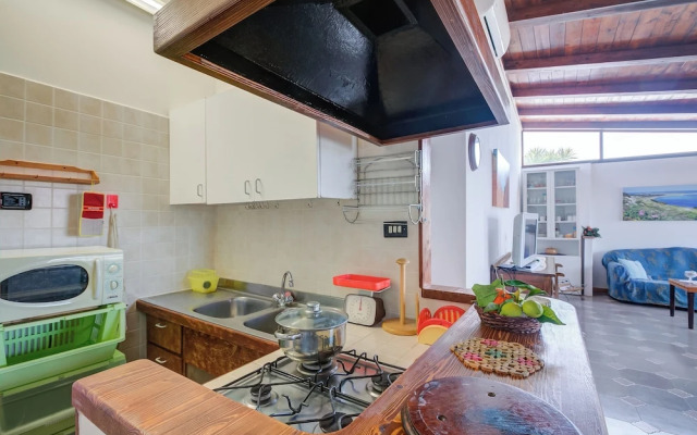 Villa Oasi al mare near the sea with pool