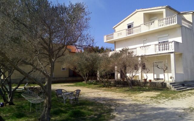 Apartment Luce - with parking : A4 Nin, Zadar riviera