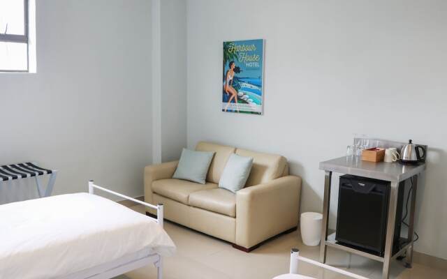 Zzzone Boutique Hostel