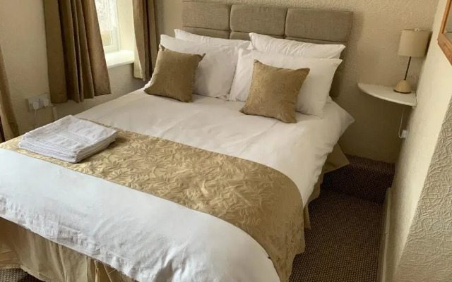 Sharn Bek Hotel
