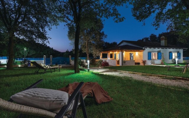 Stunning Home In Rovinj With Wifi And 2 Bedrooms