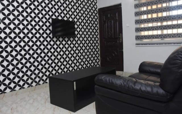 Impeccable 1-bed Executive Luxury Hotel Apartment