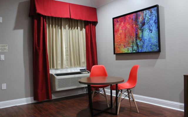 Palace Inn I10East & John Ralston