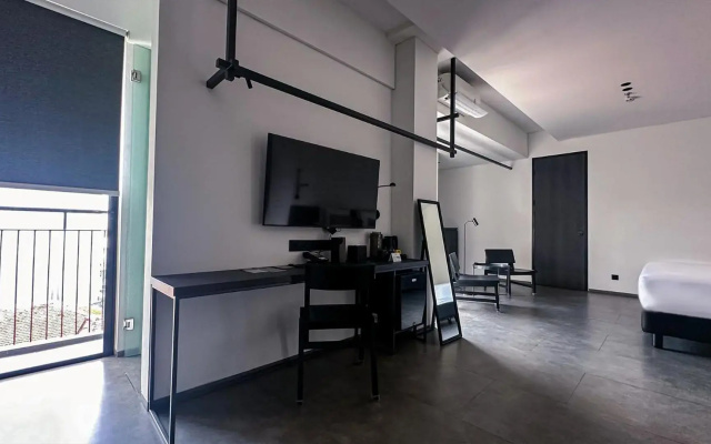 REZ Hotel Semarang