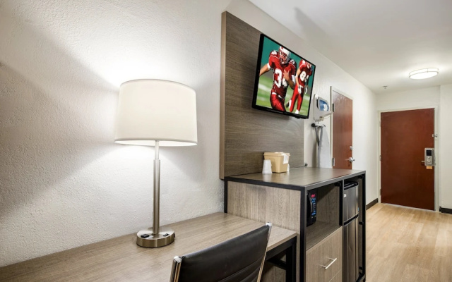 Motel 6 Savannah