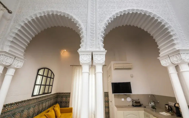 La Casa Amarilla