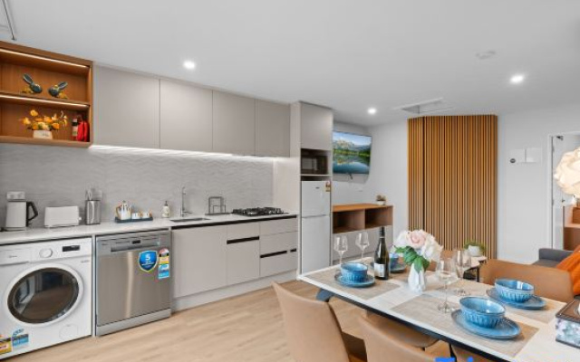 Sunshine Suites – Kitchen – Lake Tekapo
