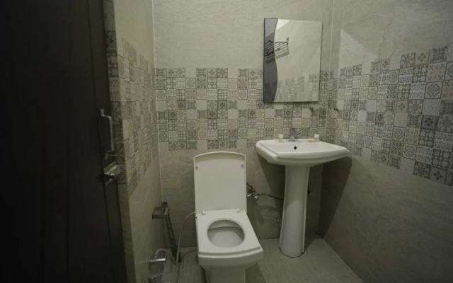 Hotel Ananta Inn By OYO Rooms