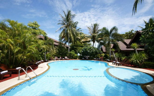 Salad Beach Resort