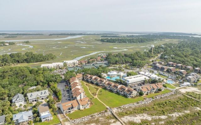 Sunny Condo w/ Stunning Ocean Views - Near Beach, Sandbar, & Tennis