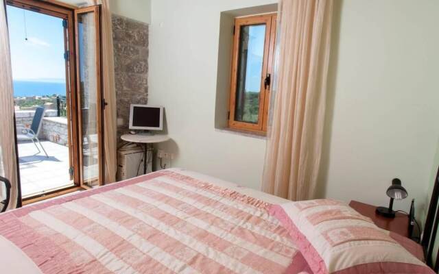 Spacious Villa Stunning Seaview - Perfect Location