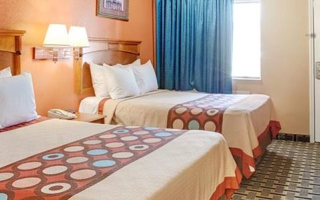 Sapphire Inn and Suites