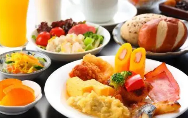 Hotel Route Inn Tonami Inter