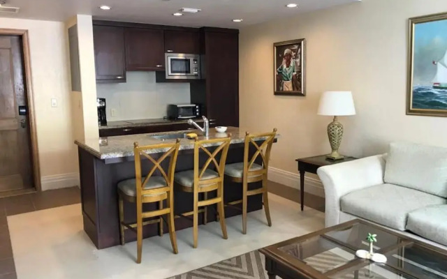 Luxury 1-bed Apartment in Montego Bay