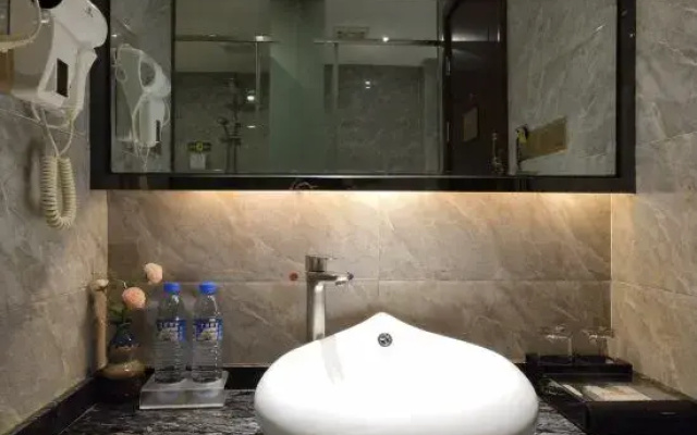 95 Hotel Chain Ziyun