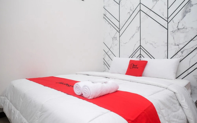 RedDoorz @ Tasneem Puspowarno Semarang